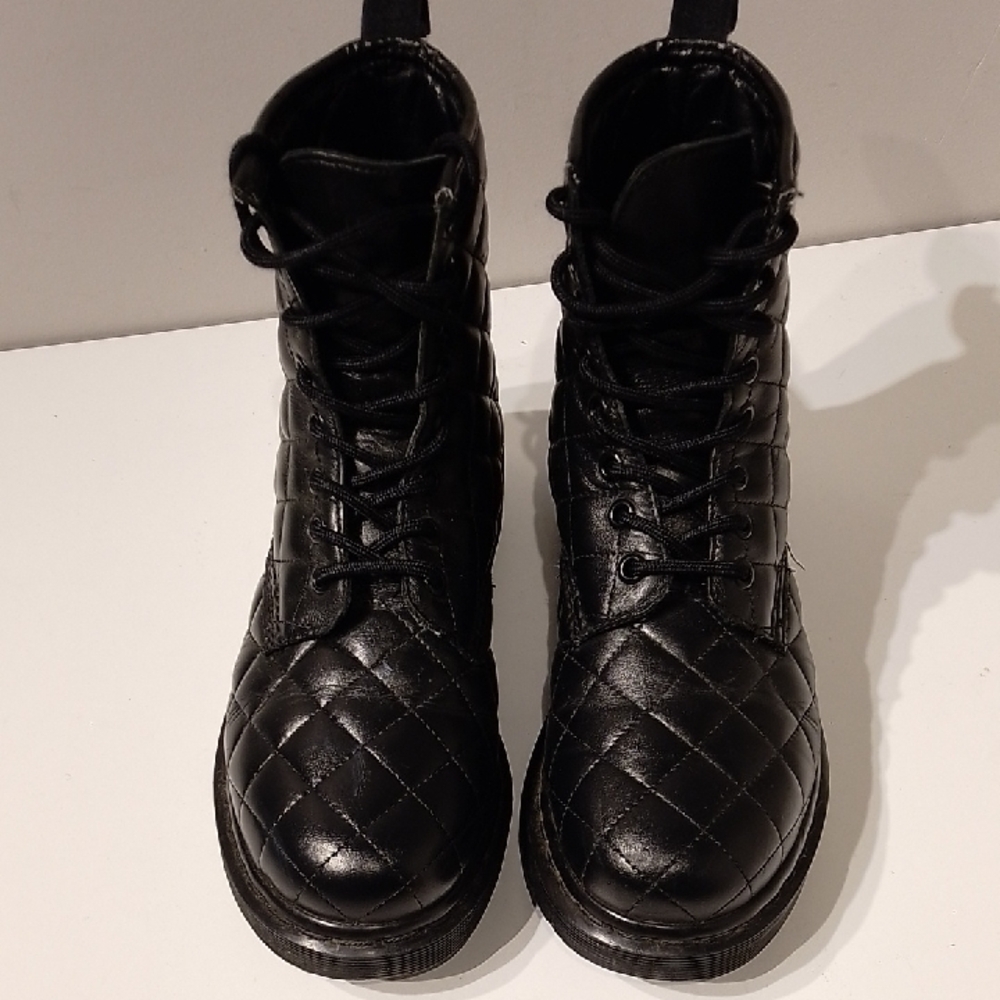Dr Martens Women's Coralie Black Quilted Leather 8 Eye Lace Up Boot